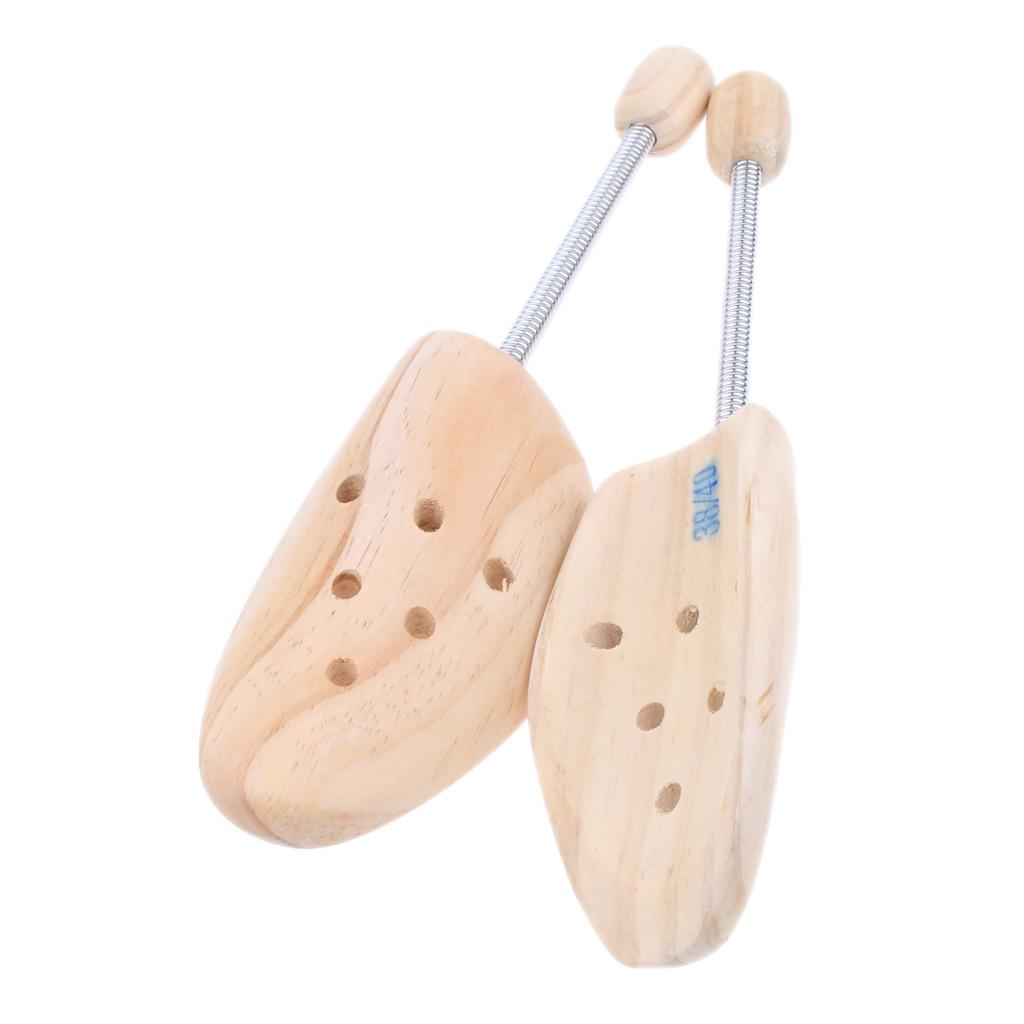 調整可能な杉材製シューツリー 木製シューケース ストレッチャ - Shoe Tree Cedar のレビューと価格